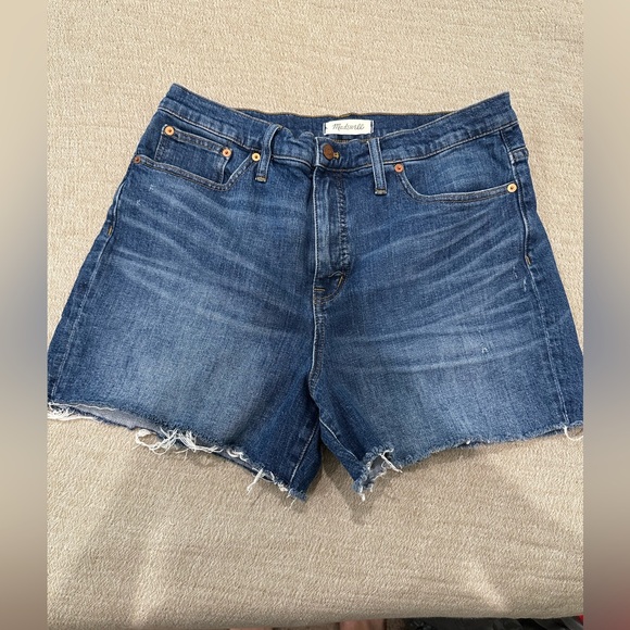 Madewell Pants - Madewell high rise denim shorts size 32